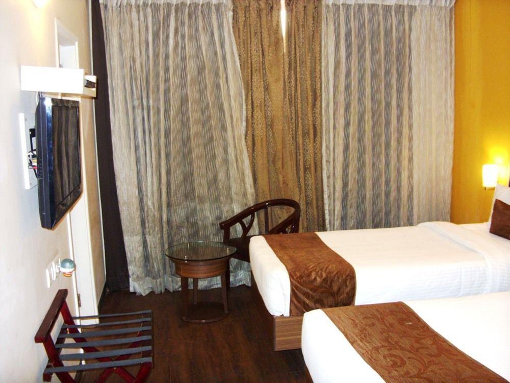 Mango Hotels, Samed Agra Agra  Eksteriør bilde