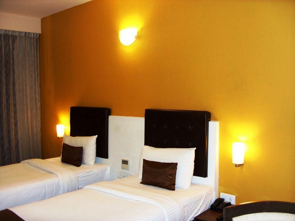 Mango Hotels, Samed Agra Agra  Eksteriør bilde
